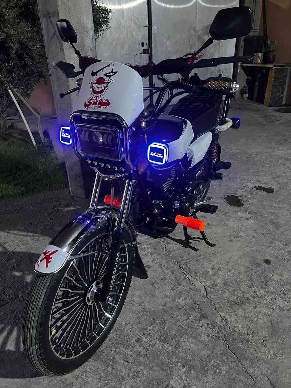 سلام عليكم
2026
دراجه للبيع محرك 200 

فول نضافه 

للستفسار 

***********
