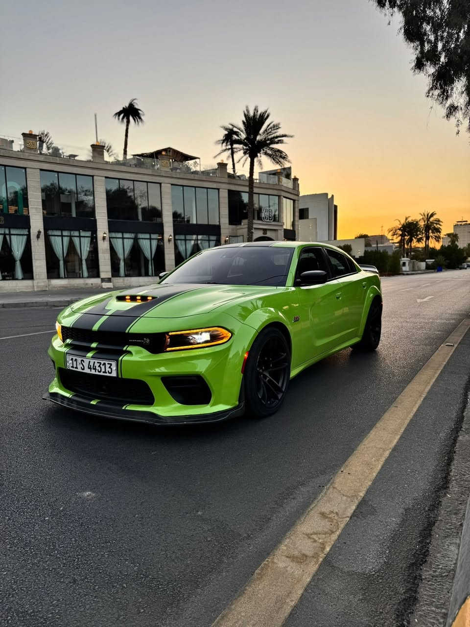 للبيع جارجر سكات باك 2023 وايد بدي اصل Last Call النداء الاخير
فول مواصفات 1/1 عدا الفتحة  رادار امامي السيارة جديدة جداً ومابيها كل نقص
حادثها جاملغات خلفية وقبق جنطة جداً بسيط 
مكان السيارة الدورة حي الصحة 
سعرها 285 وبيها مجال بسيط
هاتف ***********
