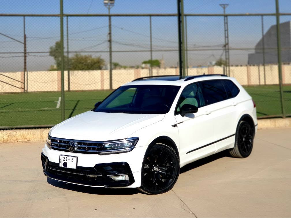 VOLKSWAGEN TIGWAN  R LINE 

مودیل 2021
دبل اکسل AWD
المسافة المقطوعة 57 mile ماوەی ڕۆیشتن
بونیت و جاملغ صبغ 

مواصفات R line فــــول فـــول
بانوراما
۷ راکب
کامیرا شاشە ئایباد
بصمة و شغال
بلاجکتور مع ستیرن
مقاعد جلد و کهربائي و هیتر
تبرید مرکزی
بریک بصمە
AUTO START ـ STOP 
رادار خلفی و امامی
رادار خطوط شوارع
رادار مانع اصطدام
حساسات امامیة و خلفیة
فتح جامات عن طریق ریموت
تحکمات ستیرن فول
لایت اوتو
لایتات فول LED 

کیر ـ تبرید ـ تحویل بشرط
المحرك لیس بشرط 

رقم و سنویە جدید
ترید تحویل ـ ترید وكالة جاهز . 

سعر : 130 ورقە و مجال قلیل 

مکان السیارە : اربیل
***********
واتساب + فایبر أربيل, العراق
