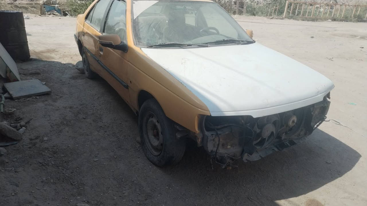 سلام عليكم بيجو روا البيع راعيه بل بصرة رقم ميسان المكان البصرة المعقل سعر 10ورقاة بيه مجال 
ملاحضه مكينه ونجي ومنضومه 
مال غاز شغاله  بيه حماوه قليله بس شغاله وجوزه مال سويج 
***********
