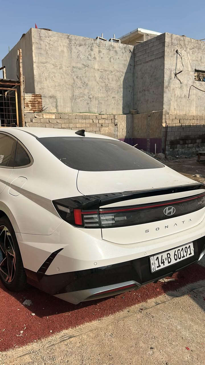 سوناتا 2024 وارد كوري مكينه 2500 فول مواصفات ماعدا الباروناما ماشيه 14 الف رقم بصره باسمي مكاني البصره رقم *********** سعر 185 البصرة, العراق
