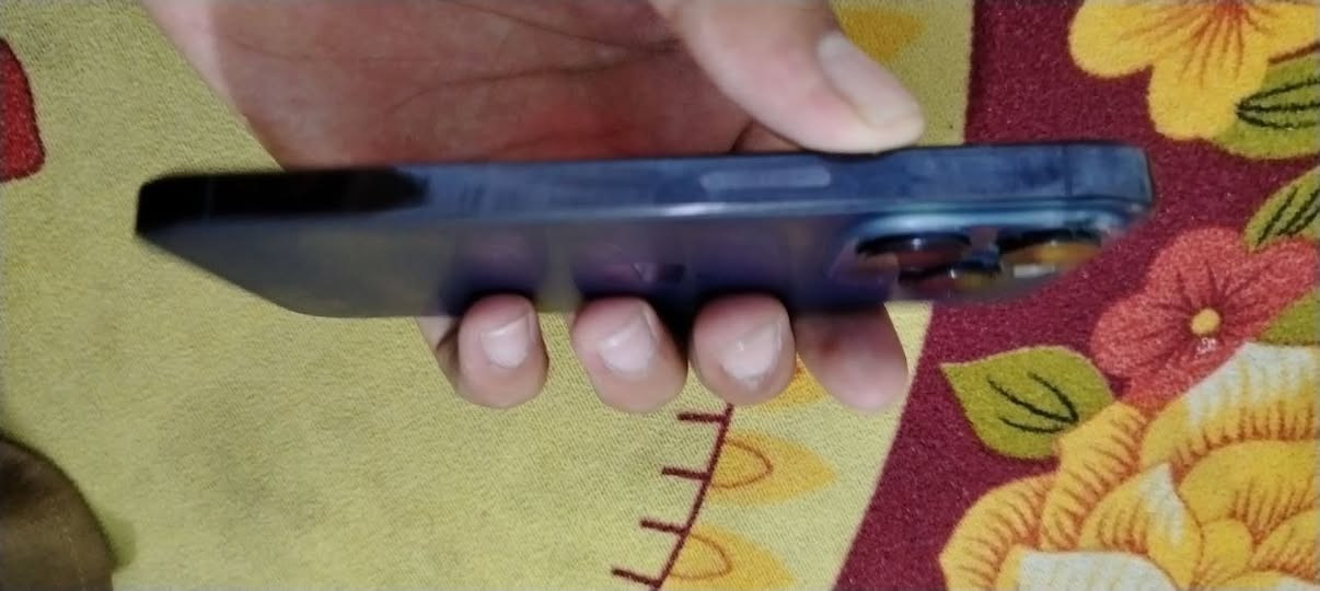 سلام عليكم 14برو فقط مبدل شاشه تفصيخ وبطاريه اصلية والكامره ال.5متشتغل  ذاكره 128مكاني بغداد ***********
