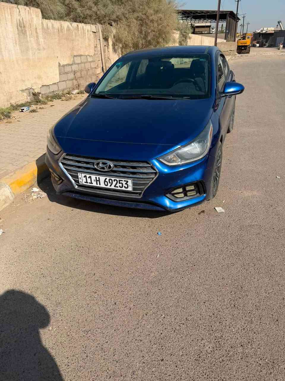 سلام وعليكم اكسنت موديل ٢٠١٩ رقم بغداد دولي جديده.  سياره جاهزه من كل نواحي. بيها صبغ جاملغ وباب نظيف جدا ماشيه ٨١ ميل. العنوان الاعظميه. الكم راغبه خاتون. السعر. ١٠٧ وبيها مجال بسيط. رقم الهاتف ***********
