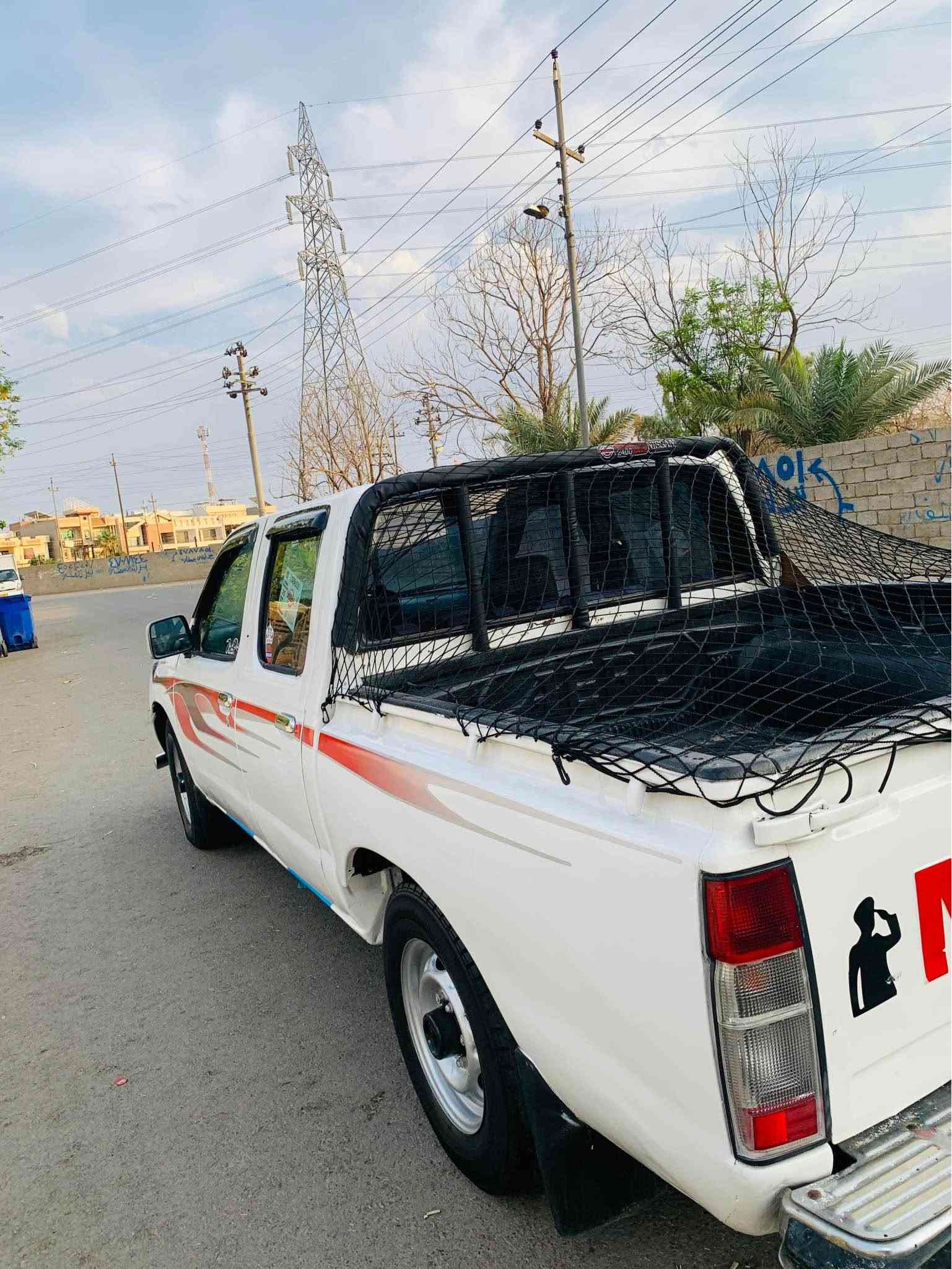 نيسان بيكاب • ٢٠٠١ • اوراق اربيل