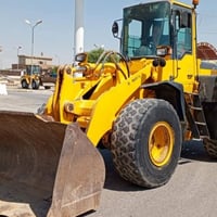 شاحنة • للبيع