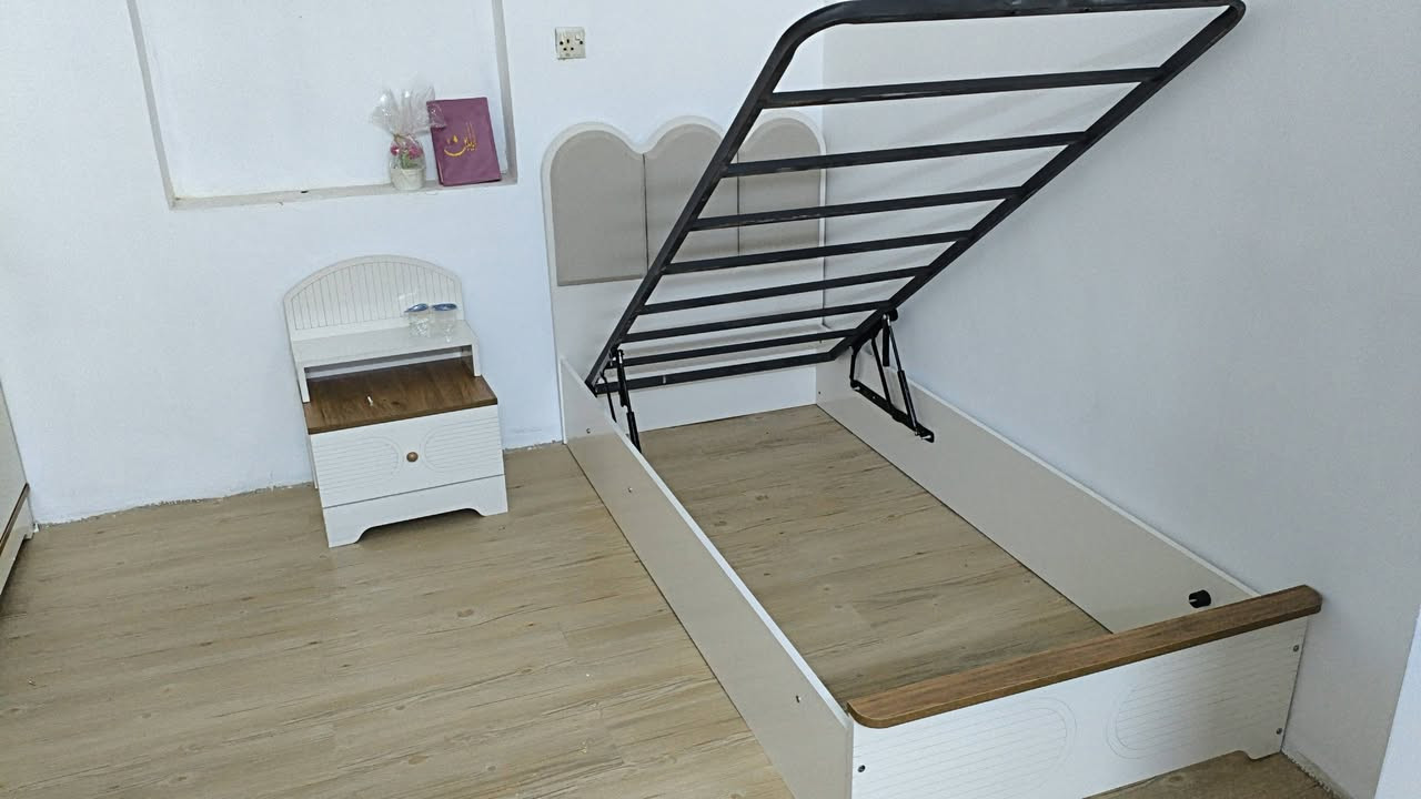 شبابيات • سرير قلاب • جديد بالباكيت