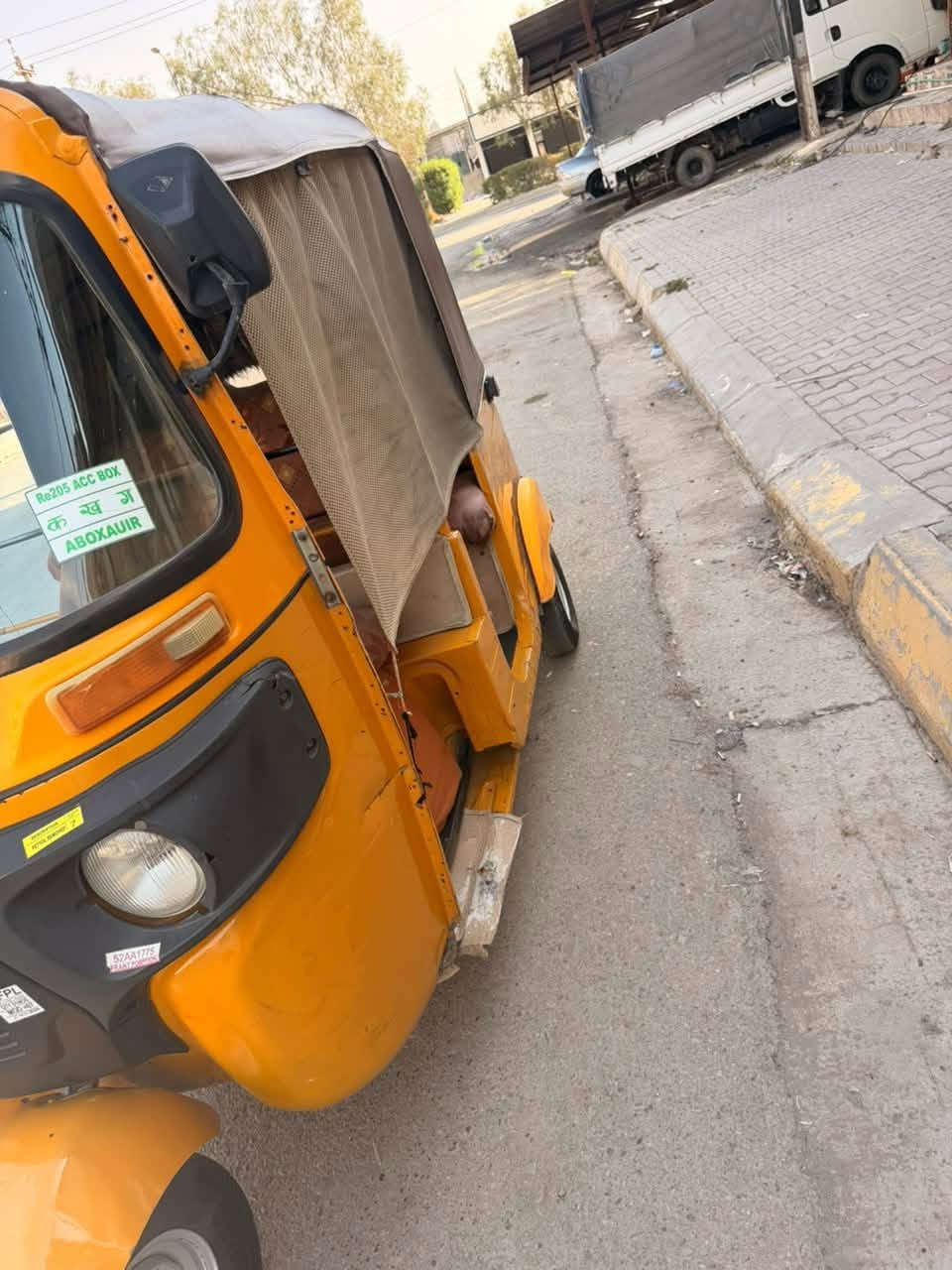 تكتك موديل ٢٠للبيع السعر ٦٥٠٠او بيه مجال اتصال عله الرقم ***********غير متواجد عل نت اتصل ودلل
