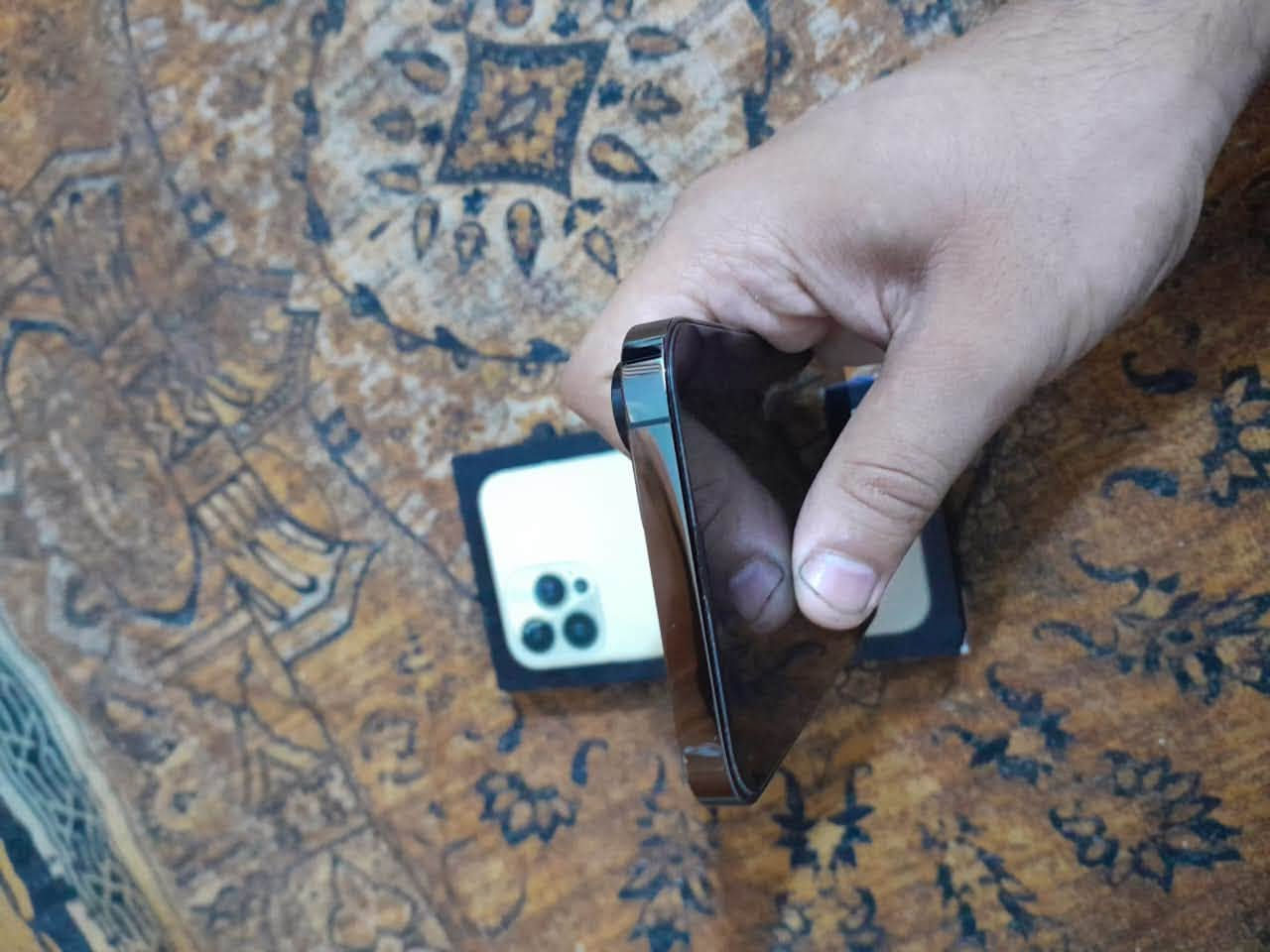 آيفون ١٣ برو ماكس • ٢٥٦ • بطارية ٩٠٪