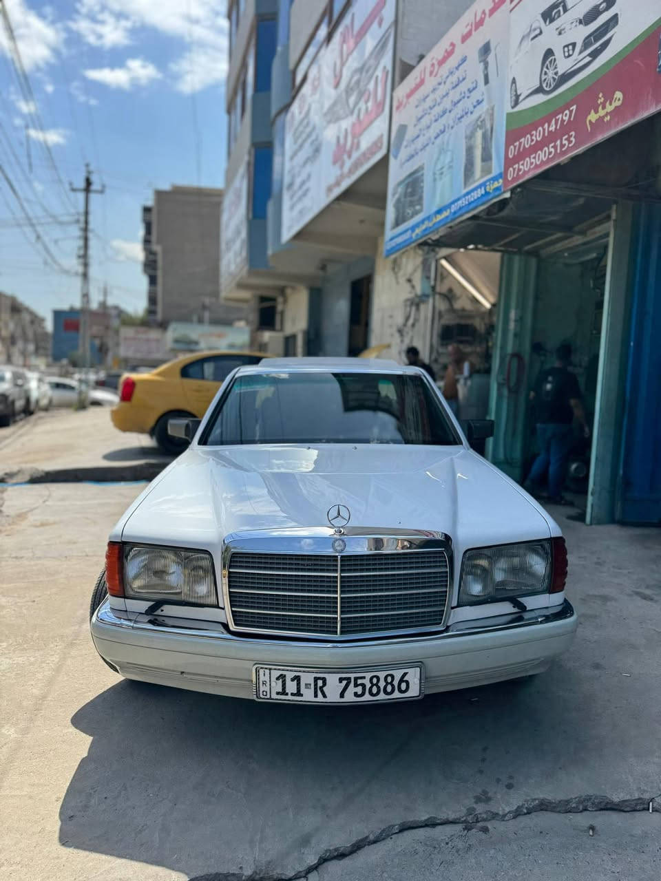السلام عليكم سياره مارسدس راسي موديل87
باب قصير برده ستلايت كهربايه  + كشنات كهربايه اربعه جام كهرباء   تبريد أصلي 300مكينه صليه بلاديه سعر120 تواصل عله رقم ***********
