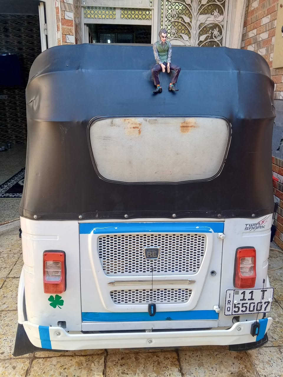 اقرا 👇🏻

22 شهر 11

1) رقم مميز انكليزي 
2) مسجل شاشه شغال 
3)شمعه داخليه 
4)تخم تاير 
5)ستان موبايل 
6) دوشمه 
7)كاعيات 

كشر بس دوس الخلفيه الاماميه بلاديه 
لغود صفاح بلاديه مكينه مكفولة تنقيص تبخير مجفته وحلوه تكتك بالعافيه عل الياخذها تخبل 
ملاحظه : ما ابيع اذا مو عقد مروري 
  
السعر 8700 وبيها مجال للشراي يشلع عيوني 
مكان مدينه الصدر 
***********
