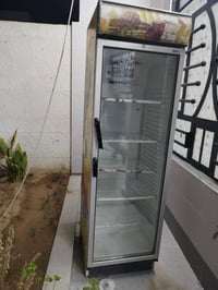 عارضه • ثلاجة • للبيع