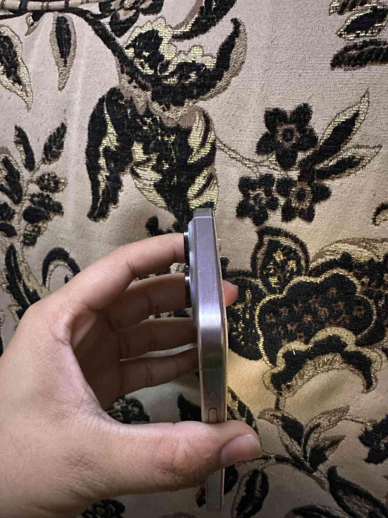 ايفون 15 برو ماكس • ٢٥٦ • بطارية ٨٨٪