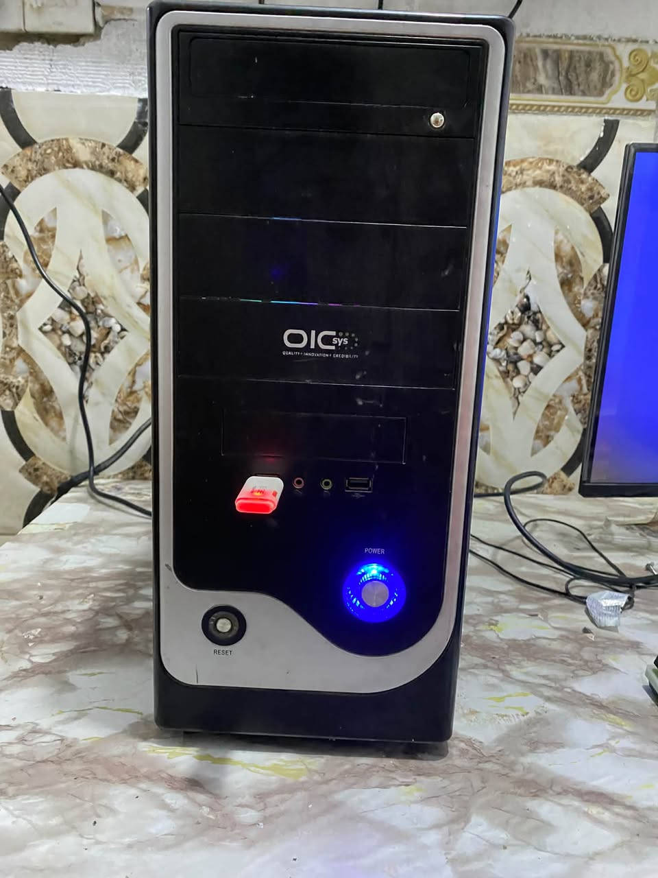 حاسبه  وندوز 10 ''مواصفات عاليه شاشه مقوسه رايدهة 650بيهة مجال لاستفسار مراسله اصفحه او الاتصال عله (***********)
