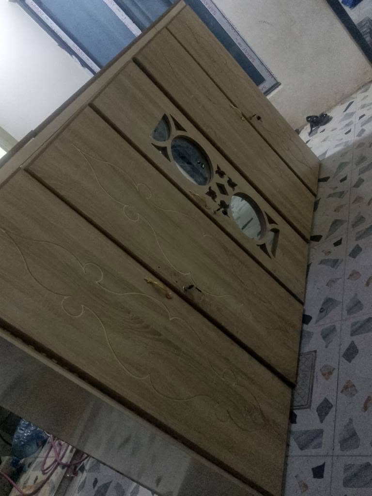 كنتور سليماني للبيع وغرفه نوم 5قطع شراي يدخل خاص اويتصل *********** كركوك, العراق
