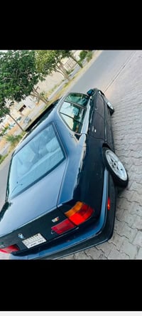 بي ام دبليو 525 • موديل ٩٢ • داخل ملكي