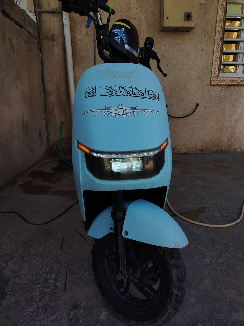 السلام عليكم دراجه للبيع السعر ٢٠٠ شغاله نبيع على هذه الوضع والجنط والسيبايه موجوده ***********
