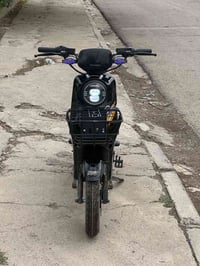 R9 • ٥ بطاريات • موصل جانب الايسر