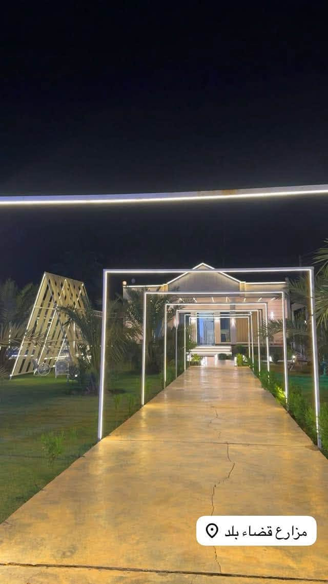 مزرعه وشاليه قمرين 🌓🏝️
متوفر حجز هذا الاسبوع
الاثنين يوم كامل 21/9
الثلاثاء صباحي  22/9
للحجز والاستفسار هنا⬇️
***********

نص مكتوب في الصور:
- مزارع قضاء بلد