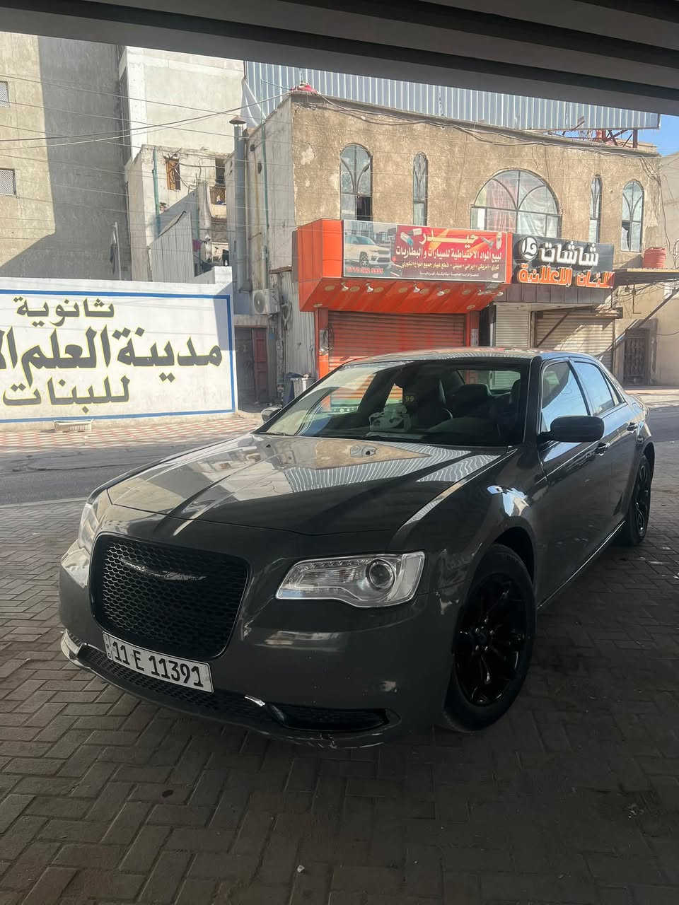 2019 اصل 
بيها فقط جاملغ جهة السايق ومعدل بدون ايرباك باقي 
كلة كفالة 
سيارة ماشية 180 kmالف 

220 $
***********
***********
