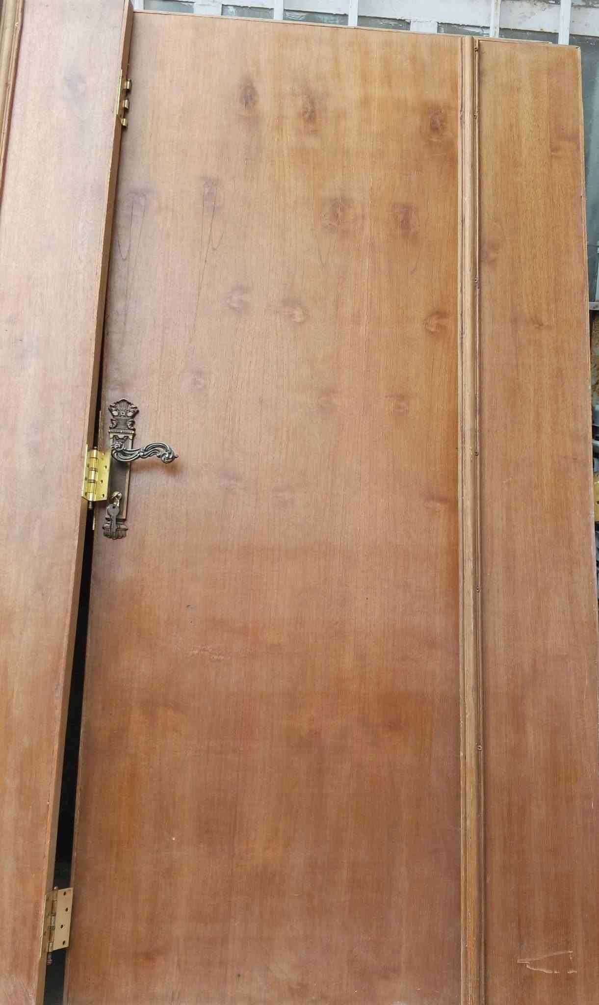 السلام عليكم بيبان للبيع كاملات هنه وچراچيبهن وقفولتهن مستعملات ثلاث اشهر للبيع للاستفسار ***********
