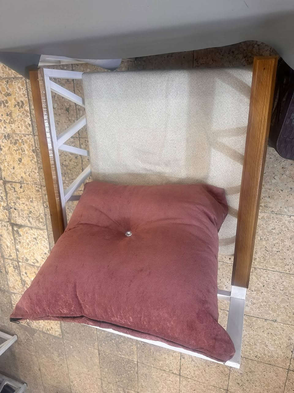 بغداد جميلة • ١٦ كرسي • مستعمل قليل