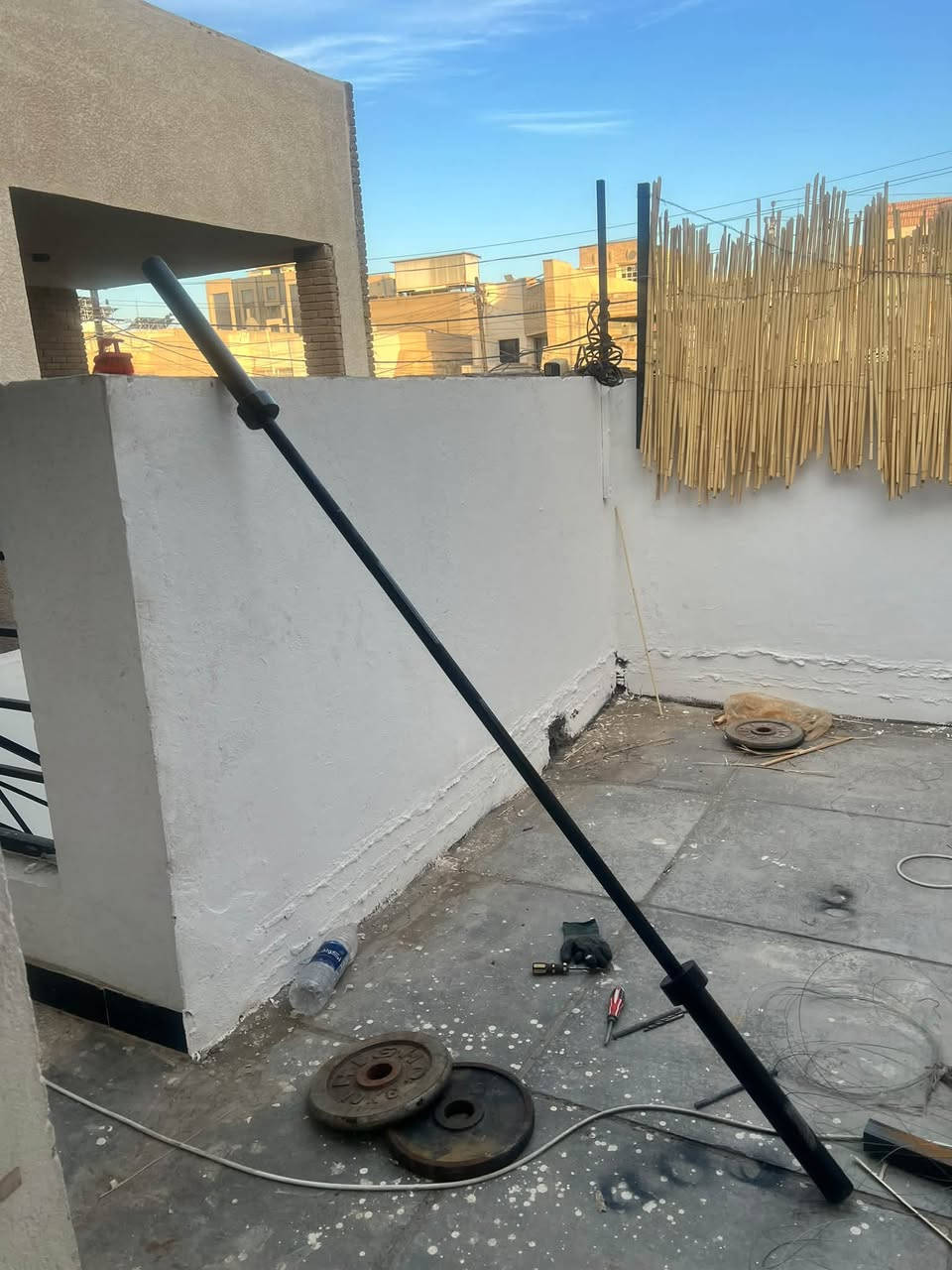 بنج بريس
اعلى اسفل مستوي 

مع شفت ٢٢٠ اولمبي 

السعر ٢٥٠ 

مكان كرادة شارع ٤٢ 

***********
