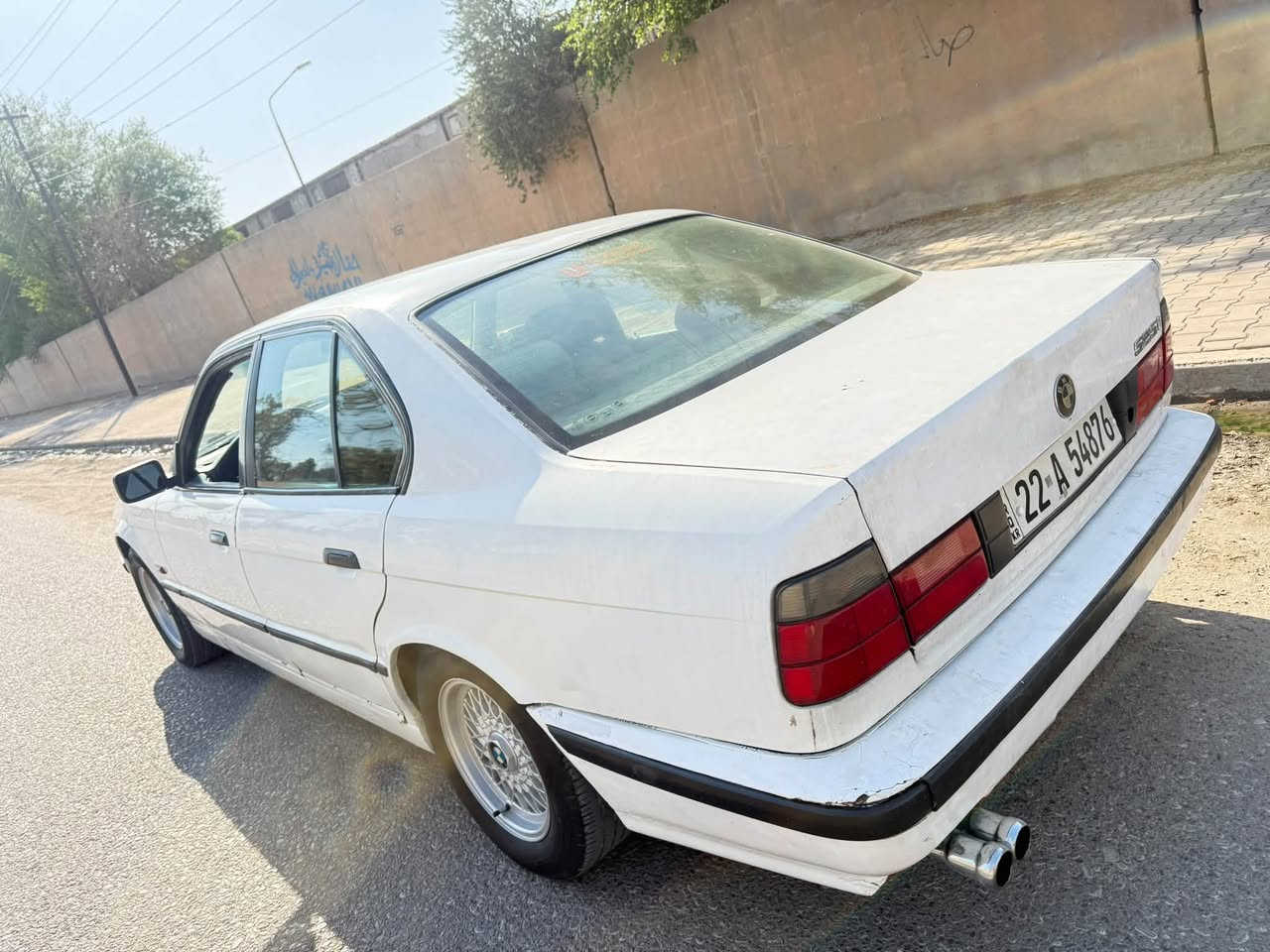 بي ام موديل 1990 رقم اربيل سنويه جديد لحد 2030 كوبون بانزين حجم 525 ia بيها ملاحضات صبغ  صدر دبلات كله جديد  السعر 45 رقم الهاتف ***********
