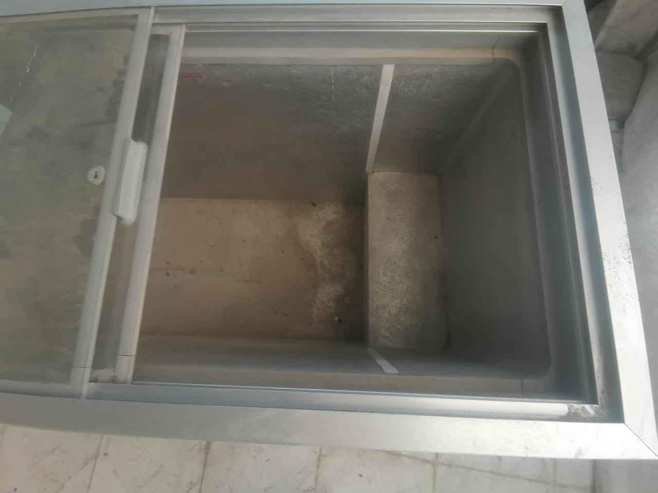 مجمد للبيع حجم 18 سعره 350 جانب الايسر 
***********
***********
