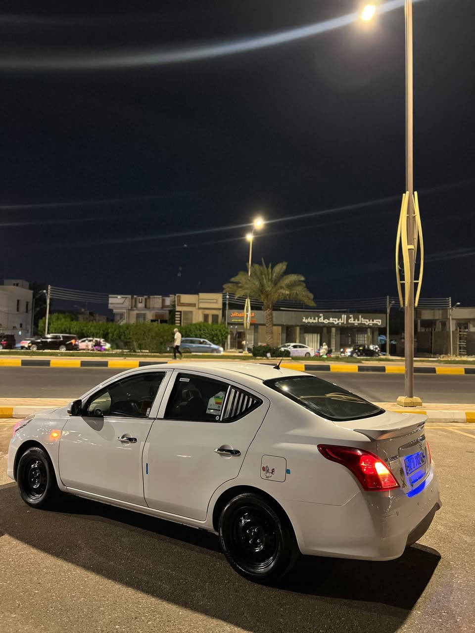 للبيع نيسان سني هندي بليته زركه
موديل 2022 أبيض
رقم اربيل
تحكم ستيرن
بلوتوث
لايت زنون
نضيفه وحلوه
مكان سياره الفلوجه السعر 102 مجال جدا بسيط 
رقم الهاتف ***********
