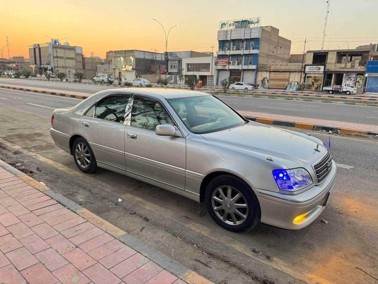 سلام عليكم ...
للبيع ملكه موديل 2003 . كرستال اصل لون سلفري 

رقم كركوك دولي باسمي مداور وين ميعجبك 

مواصفاته 

دكمتين 

كشنات كهربائية

مكينه وكير جدد  

ديفور زغير 

تحوير النجف فوك وجوه 

تبريد ثلج شرط 

حداديه امامي وخلفي ستوني سويته 

سياره جديده 

لايت عالي ناصي زنون اصلي 

نيكل بيبان 

وبعد بيه مواصفات 

كفاله عامه

السعر123وبيه مجال

***********

مكاني النجف
