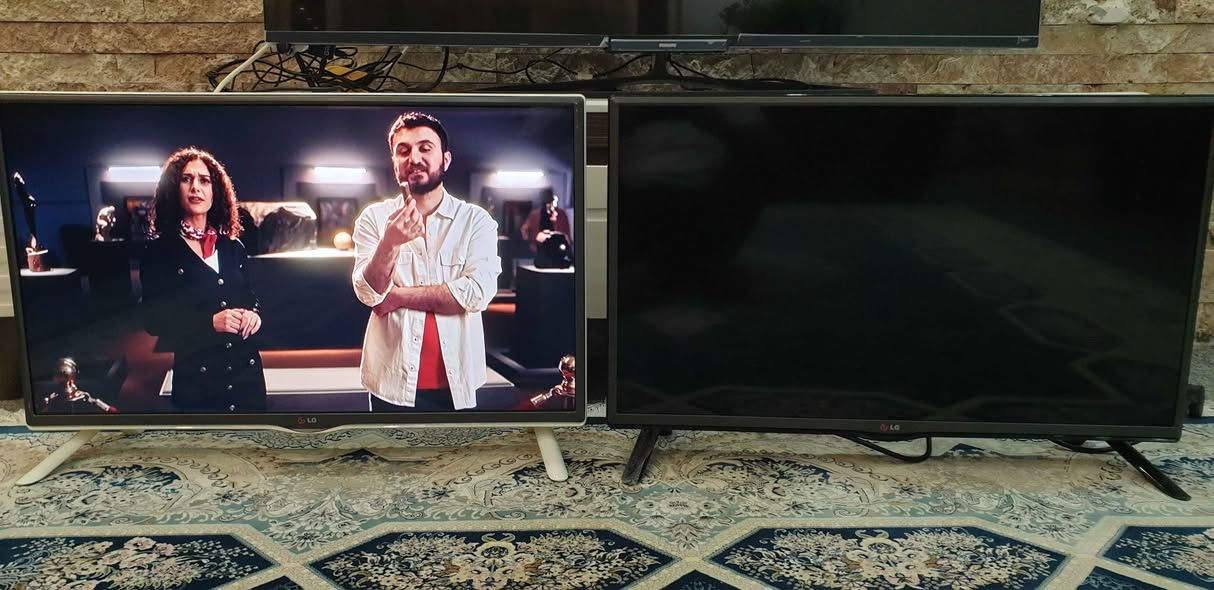 ‎شاشە 32 LG دوو دانە بەردەستە رەسمی زۆرزۆر جوانە دانەی95 هەزار گەیاندەن هەیە بۆهە موو کوردەستان‎ السليمانية, العراق
