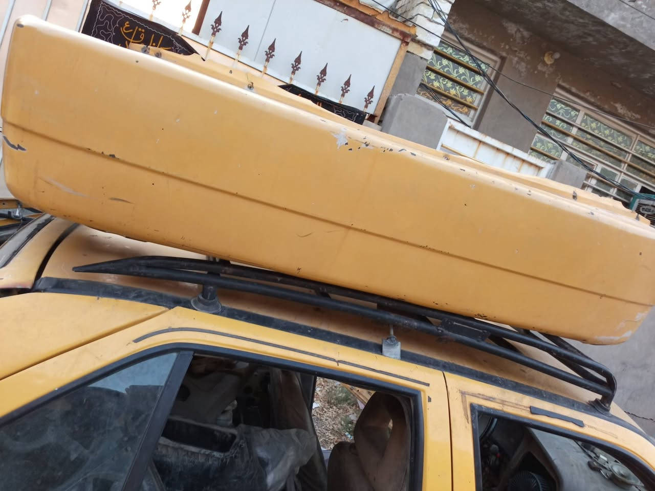 دعامية أمامية وخلفية للبيع مكاني بالاعظمية بالسفينة ***********
