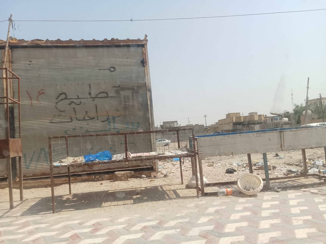 السلام عليكم غراض دجاج وسمج مستعلمه للبيع 
المكان سيدناويه ناحيه اور سعر 600 وبيهن مجال
متواجد واتساب *********** ناصرية, ذي قار
