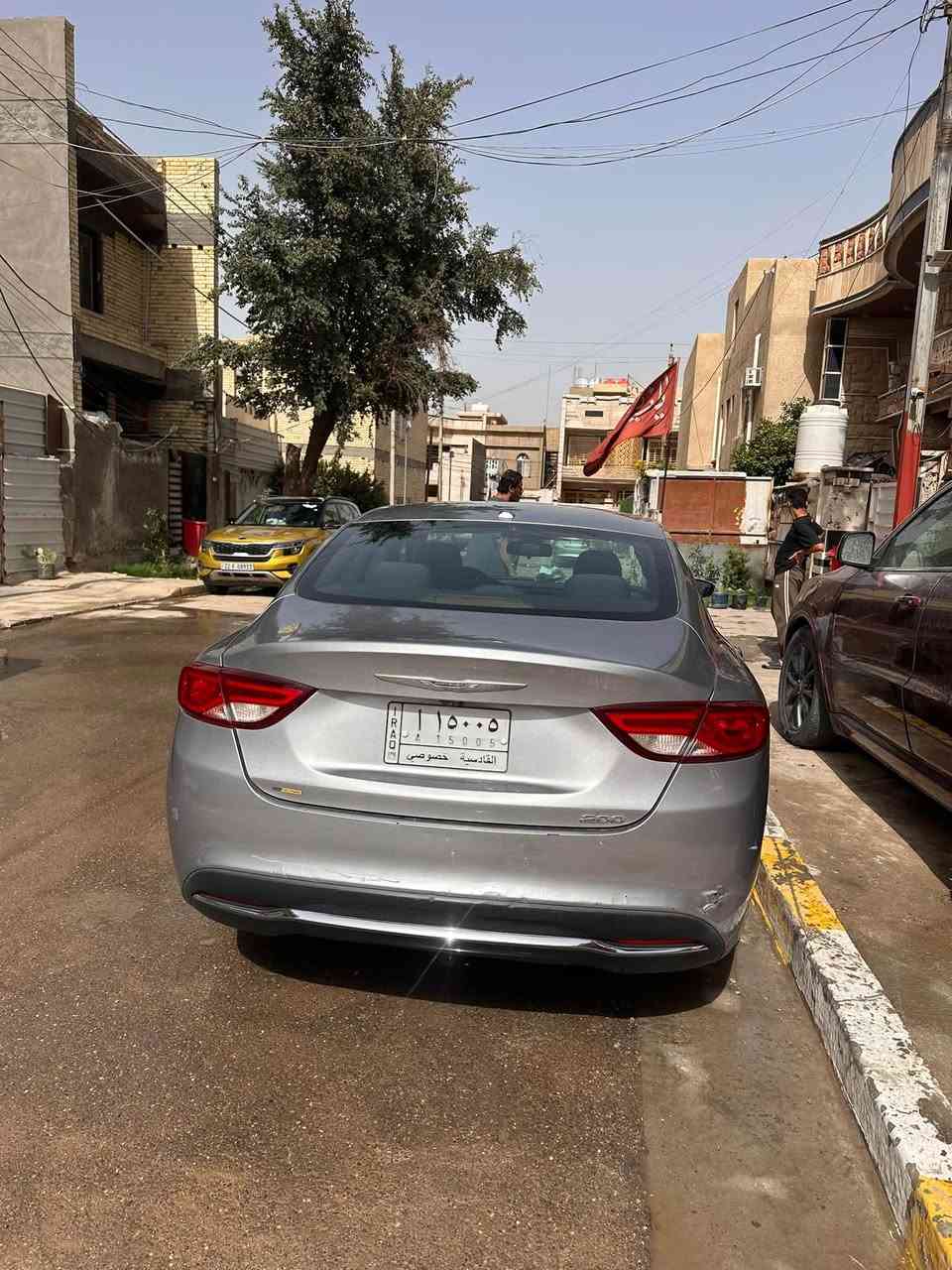 السلام عليكم
كرايسلر موديل ٢٠١٦ 

السونار وياه الصور 

السياره كامله مابيها اي نقص 

رقمها حلو 

مكاني بغداد الكرخ 

السعر ٩٥ 
***********
