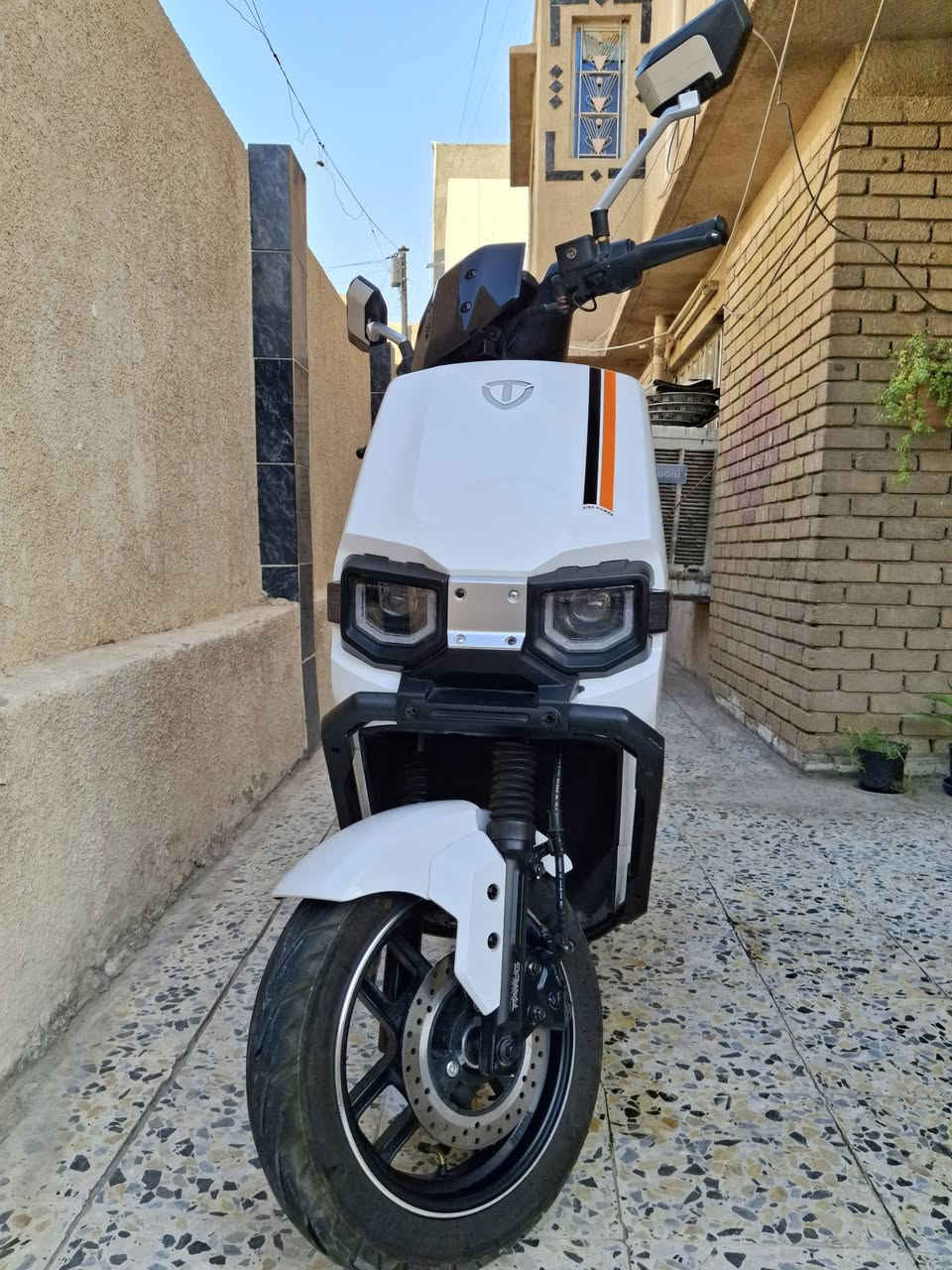 سلام عليكم دراجة شحن الريان وحش الكون ملف 2000
سرعة الدراجه توصل 77 والشحن يمشيك اكثر من 70 كيلو حقيقي عن تجربة الدراجه بصمه عدد 2 وتشغيل عن طريق البرنامج
الدراجه نضيفة كلش وعلى ايدي السعر 850وبيهه مجال 
مكاني بغداد الشعلة حي الجوادين ***********
