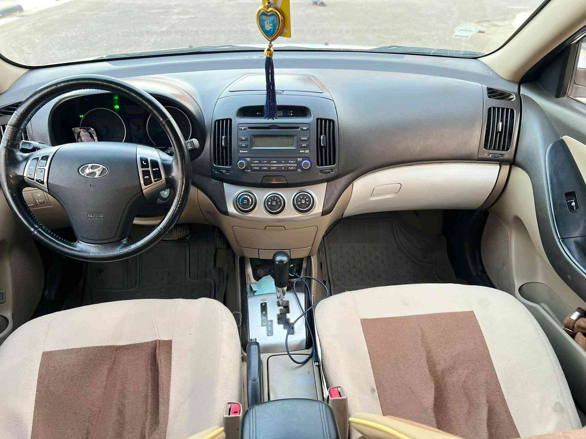 سلام عليكم للبيع النترا موديل ٢٠١١خليجي رقم كربلاء  بسمي سنويه ٢٧
مكينه كير حداديه تخم تاير جديد محركه ١٦٠٠دكشن عالي 

سياره ماشيه ١٧٣حقيقي

سياره بيه صبغ ثلاث قطت فقط والباقي كفاله عامه 

سعر السياره ١٠٣وبيه مجال 

مكان السياره كربلاء 
للاستفسار الاتصال على الرقم 
‏***********
