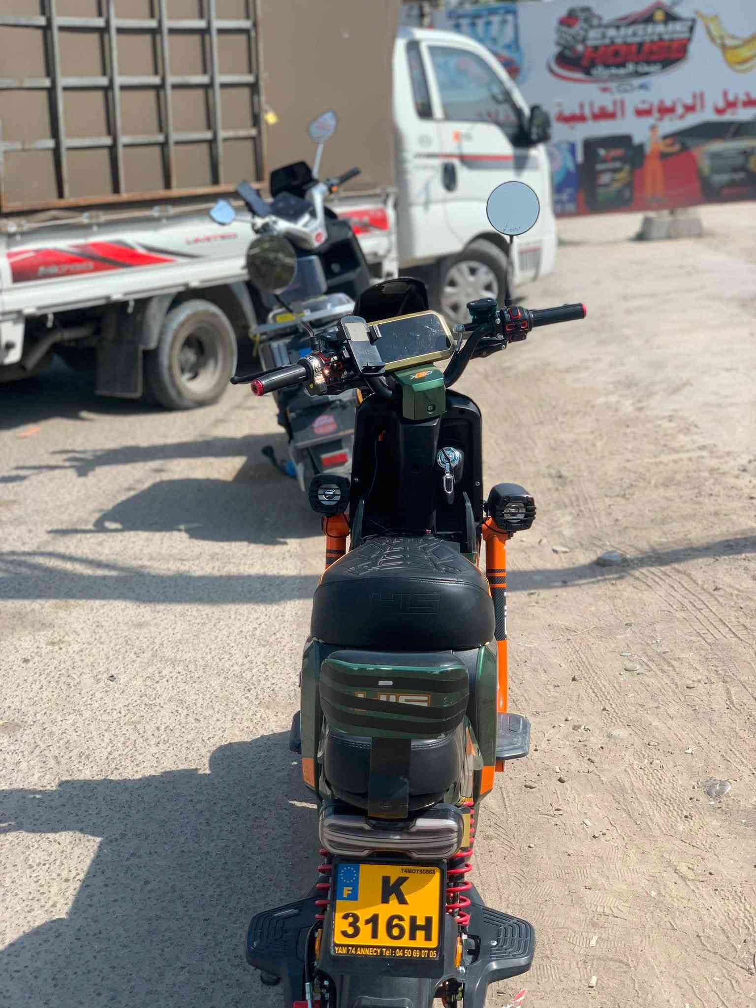 X900 HiS • ٢٠٠٠ واط • ٦٠ كم/س