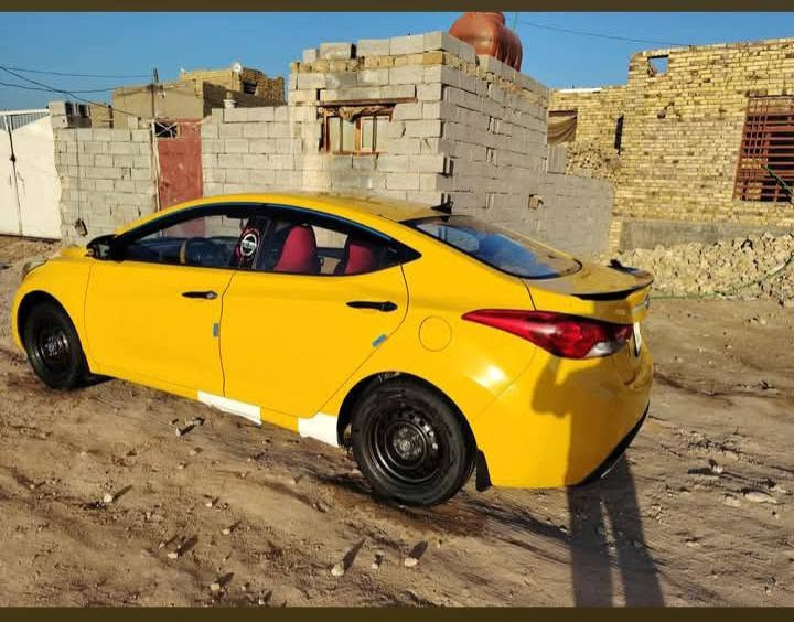 سلام عليكم 
سياره النترا موديل 12 خليجيه السياره لا تبديل لا ضربه عدا خشم البنيد تبريد ثلج حداديه جديده مكينه وكير خير من الله المكان الديوانيه قضاء السدير رقم ***********
