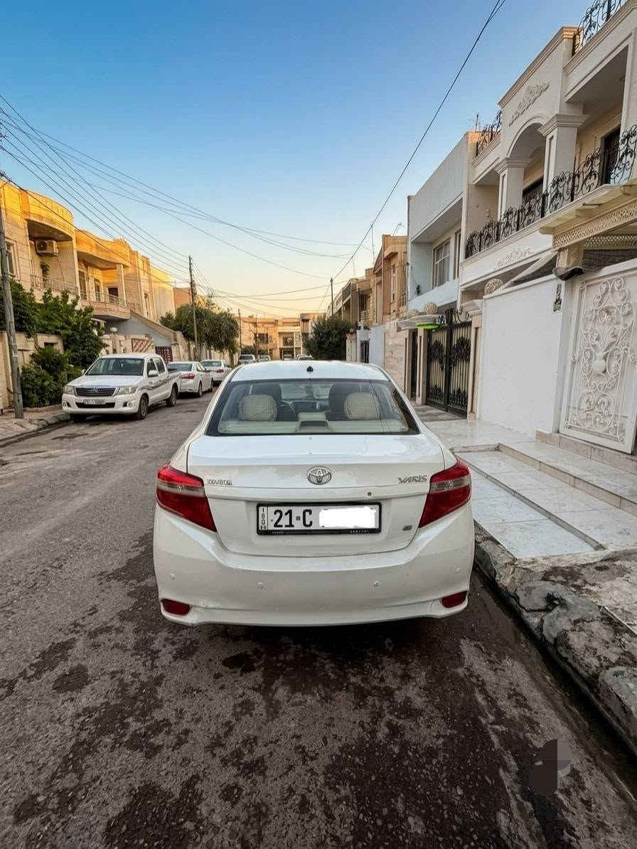 TOYOTA YARIS 2015
تویۆتا یاریس خليجی ناو كريمى 
***********
مۆدێل ٢٠١٥ سپی سه ده فى 
جام كاره با و شاشه ئايپاد iPad 
​بۆیاخ  ٣ پارچەی بۆیاخە. بئ ژوورى
​گێر و مەکینە و تەقە و ڕەقە و هه مووى بەشەرت، زۆر خاوێنە و هیچ مەسروفێکی تێدا نییە
***********
 سياره كه له هه وليره
١٠٤ ورقه و مجاليكى برايانه أربيل, العراق
