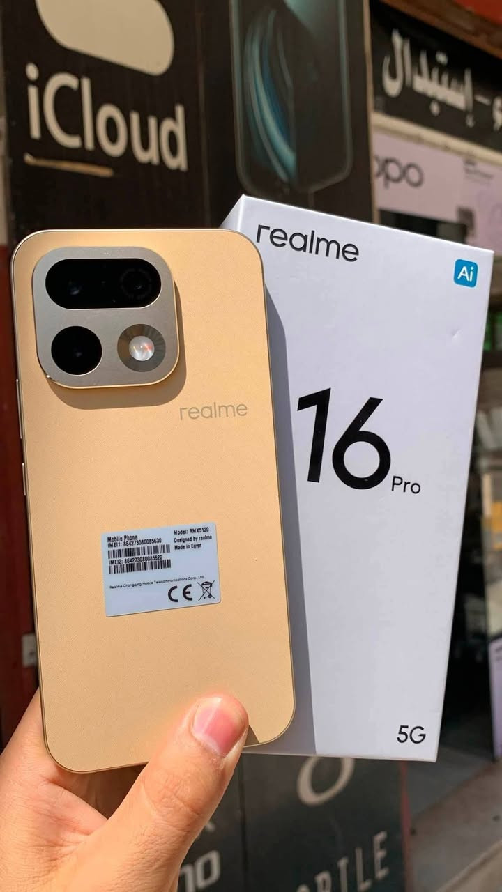 ريلمي 16 برو 5G
ذاكره 512 رام 8 كامل ملحقات الاصليه 
 نضافه 100 بل 100 صارله اقل شهر مفتوح من كارتونه
بطاريته 7000 شحن 80 واط سعره550 وبيه مجال قليل
مكان بغداد. توصيل ماكو. واتس او اتصال ***********
