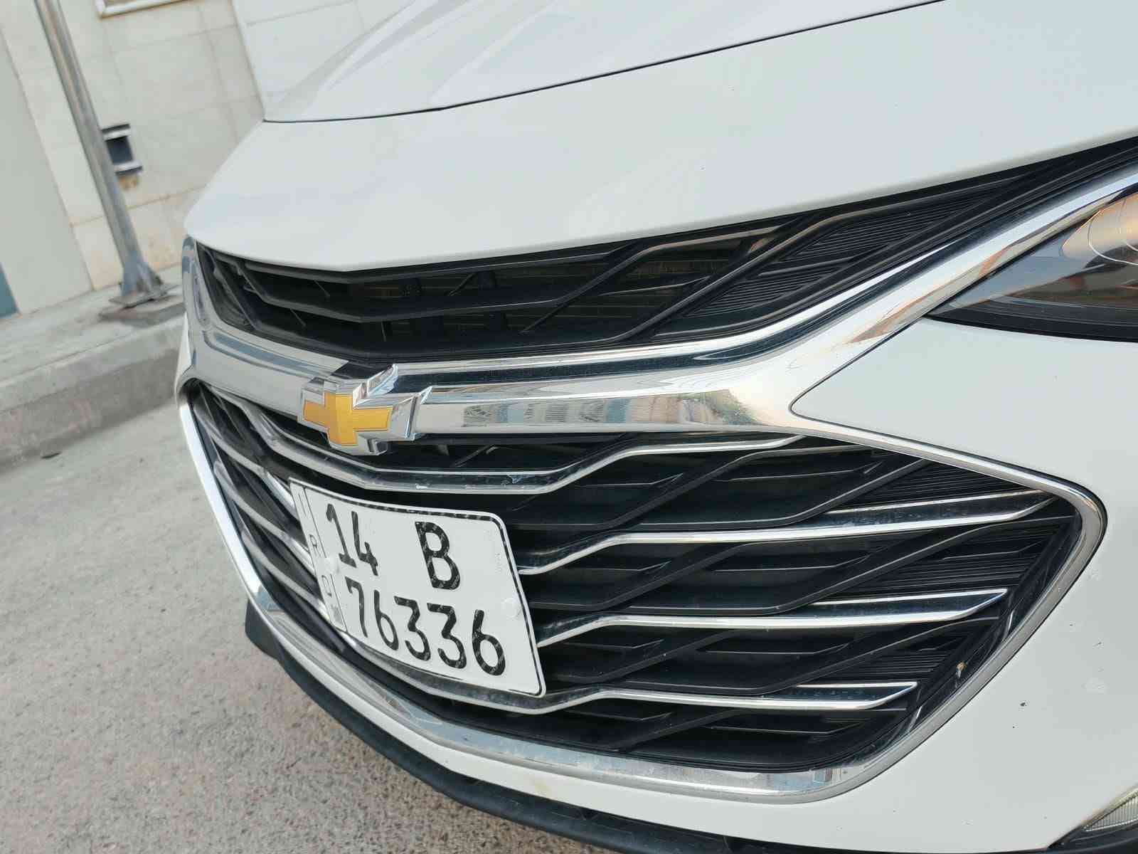 السلام عليكم 
شوفرليت ماليبو 2023 فووول مواصفات رقم بصره دولي حره تحويل مباشر سنويه ل ٣١ وارد أمريكي كفاله عامه ضربه وصبغ وتبديل وفتح وبارد
(كتاب الفحص مرفق مع المنشور) داخله تقرير سياره كلش جديده وجاهزه كير ومكينه وحداديه وتبريد وتخم تاير ودواخل كهربائيات كله وضع الشركة سيارة جديدة جدآ من الداخل والخارج السعر 112 مكاني ناصريه مدينة الصدر للاتصال ***********
