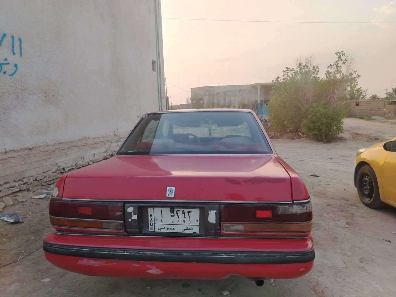سيدان مديل 1989 مصبوغه جماليه 
مكينه جديده ثنين ونص تخم تاير جديد باتري جديد كهربائيات كله شغاله حداديه من الدعاميه لدعاميه كله مبدله 
رقمه مثنى مداور شوكت مايعجبك
رقم صاحب السياره ***********
