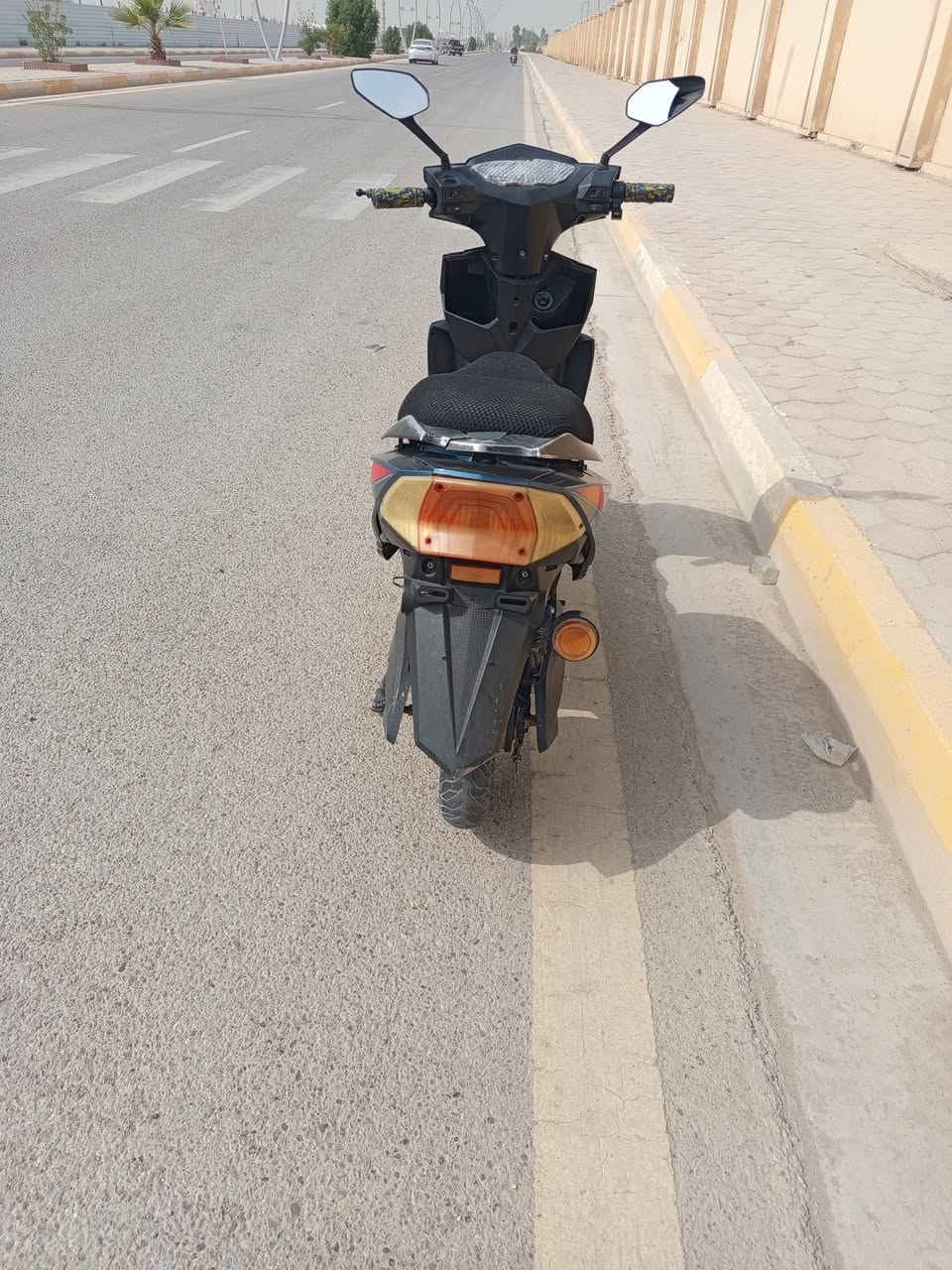 المطار • بطاريات • كهربا