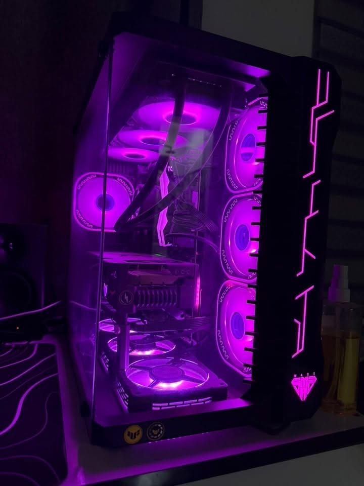 سلام عليكم تجميعة للبيع مستخدمة شهر

Case :Mass

‏Cpu :  I5 14th
‏Gpu : 4070 super ti oc 16G  asus tuf
‏Mp  : B760-plus wifi 6    Asus tf
‏Ram :ddr5 32 /2*16 Tforce 6000mhz
‏Nvm 1 T m.2 c970 plus gen4
‏Cooler water force 3600 II       Aorus 

شاشة ips 144hz  2k 27ing
‏Black wolf

ماوس +كيبورد ميكانيكي 
سعر 2,500,000

*********** للاستفسار
