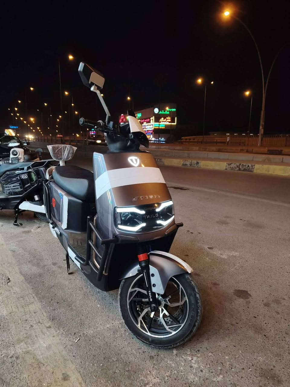 ماطور تيسلا تي بور للبيع
دبل بصمه
وصل ضمان
باقي التفاصيل معروفه
السعر مليون 200
التواصل ***********
