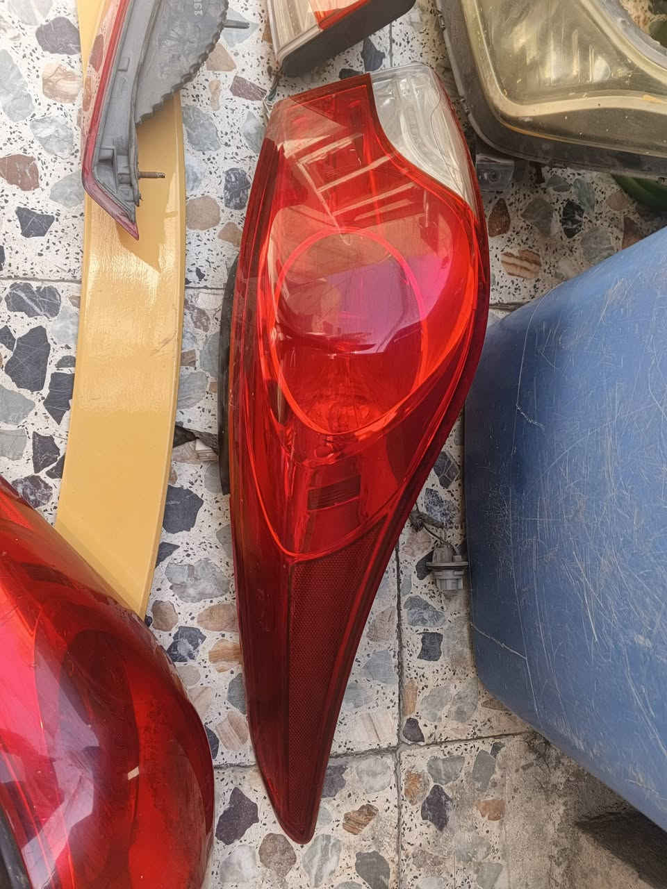 سلام عليكم بكلايت النترا موديل 13 اصليي ابو ذبانه الصلي كامل مال جنطه بلوجكتر دعاميه ماميه سبايدر جنطه البيع الغراض معروضه كلهن 100 وبيهن مجال حك جيه مكان بغداد حي العامل *********** واتساب موجود
