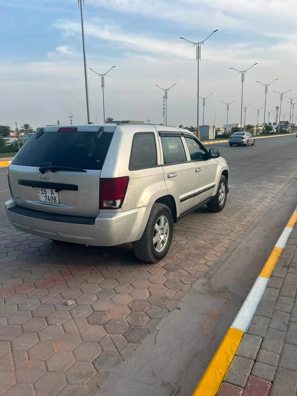شيروكي • ٢٠٠٨ • بدون صبغ