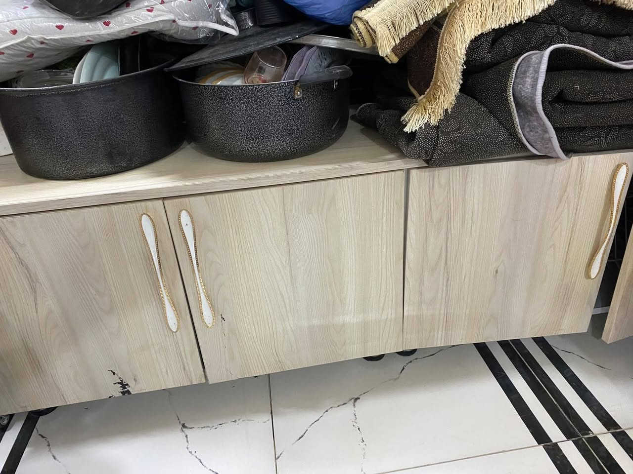 اغراض بيت كاملة • شلعة او قطع • مو اشكال خاصة