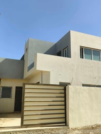 مجمع ابوتراب • ٢٠٠م • ٤غرف
