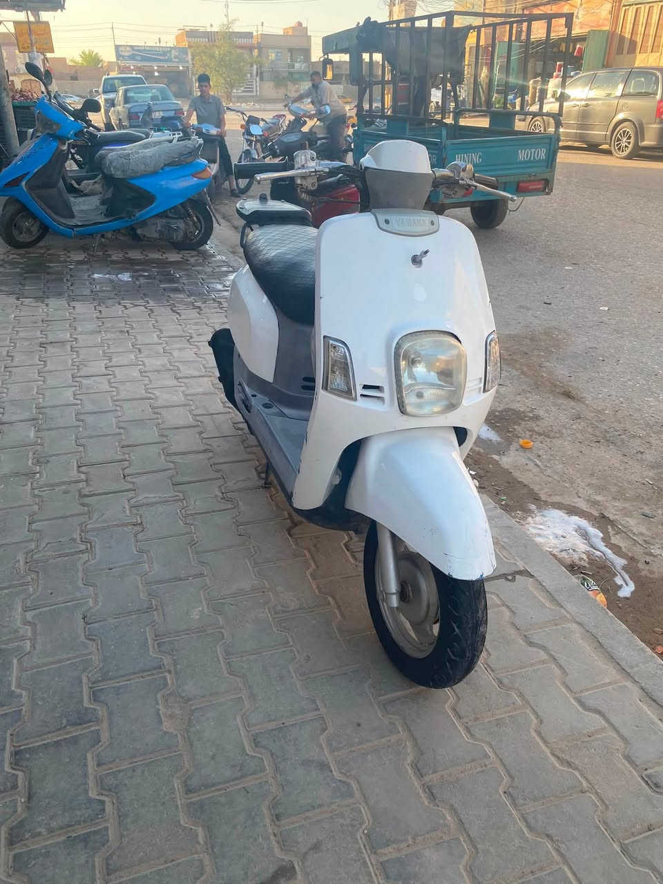 ماكس بوليسي داخل رصاصي دراجه خم واحد ويه المكينه مكفوله شلعه معدل كهربائيات سلف هندر كله شغال دراجه ناعمه سعره ٦٧٥ وبيه مجال بسيط ***********
